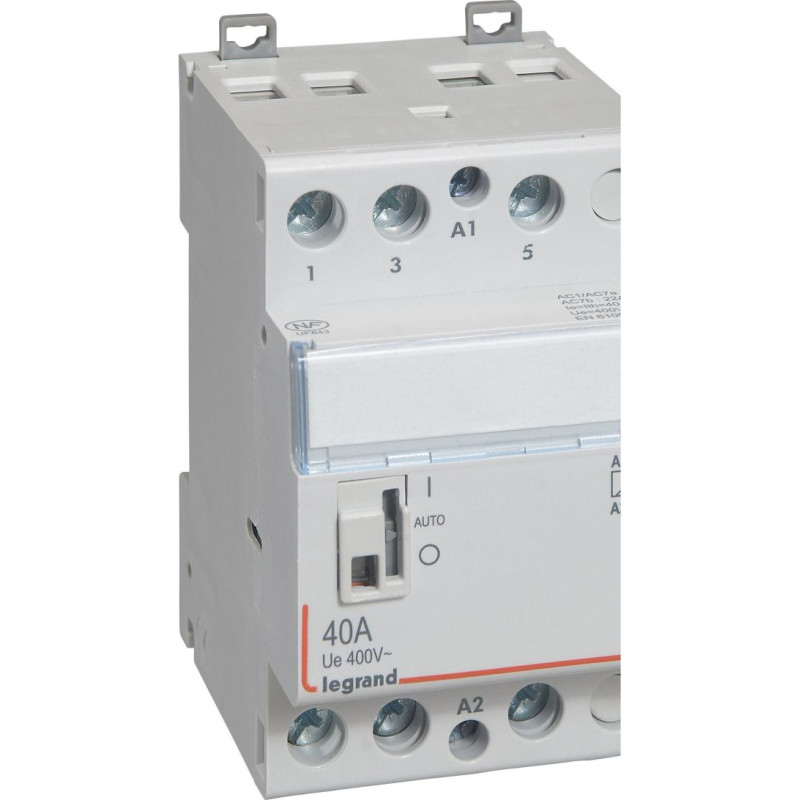 Kontakors CX3 ar priekšējo rokturi - 3 poli - 40 A - 400 V~ - 3 NO kontakti - spoles spriegums 230 V~ - 3 moduļi