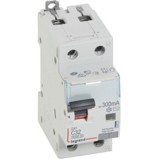Kombinēts noplūdes automātslēdzis DX3 - 1P+N - C32 - 10kA - 300mA - AC tips - N labajā pusē
